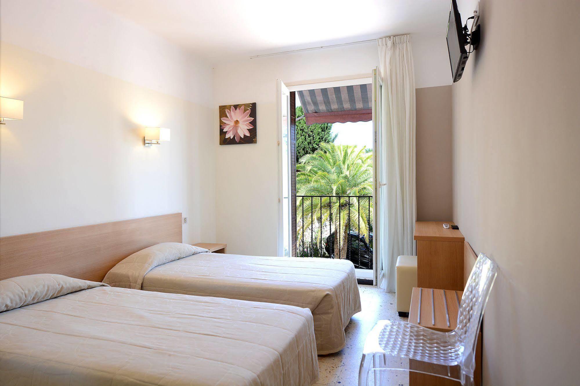 Hotel De Porticcio מראה חיצוני תמונה